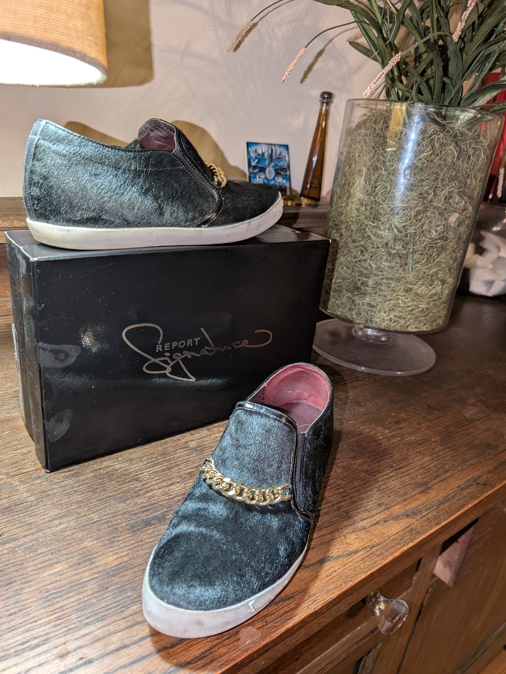 Report Signature Women's Black Slip-On Sneakers with Gold Chain